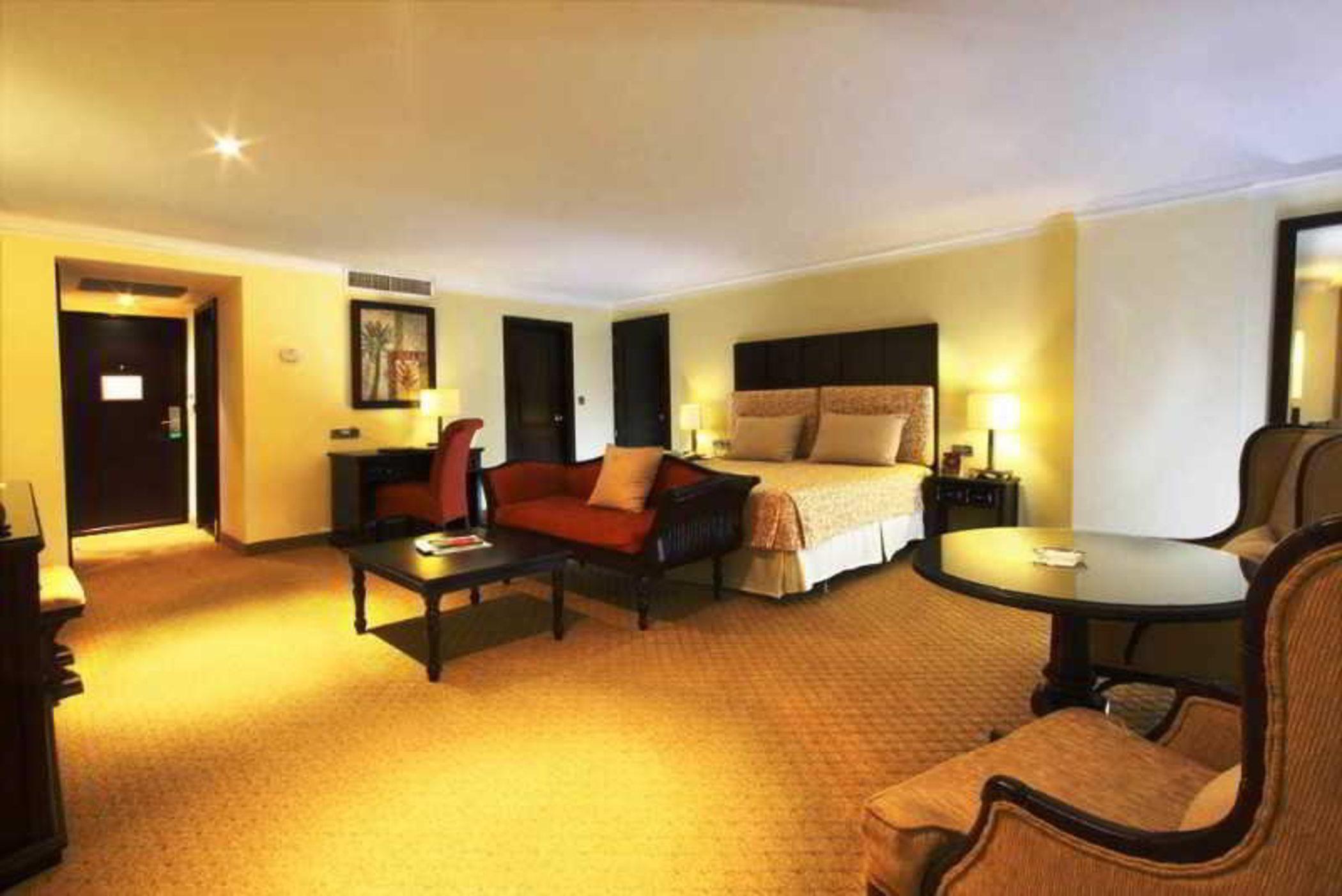 ドミニカン フィエスタ ホテル ＆ カジノ サントドミンゴ エクステリア 写真 A suite at the hotel